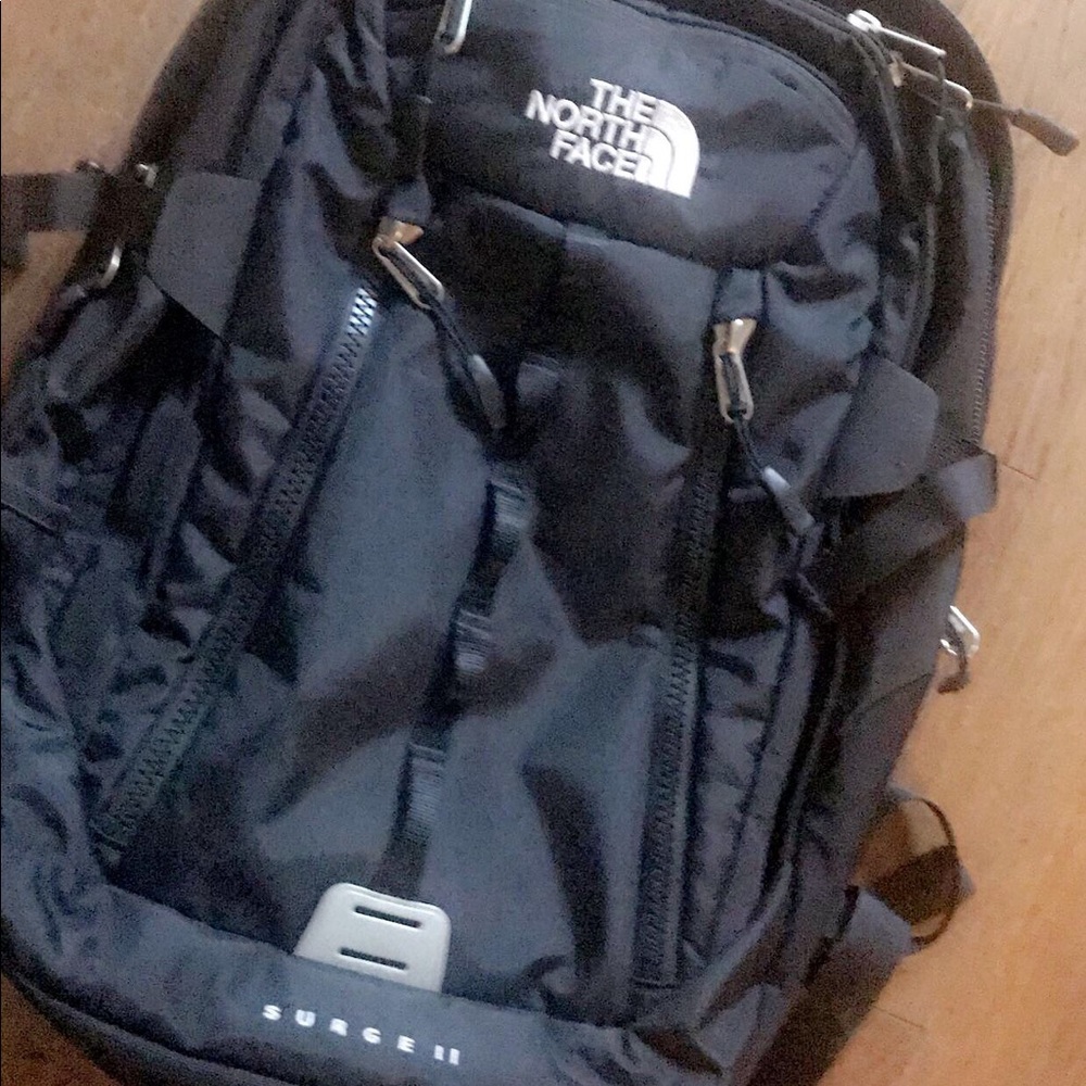 North face surge 2 backpack black